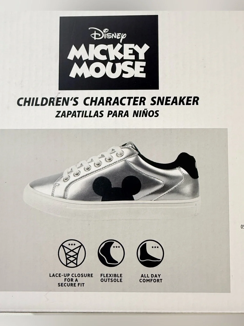 Disney Mickey Mouse Like NIB Silver Character Sneakers Kids Size 3  Lace Up